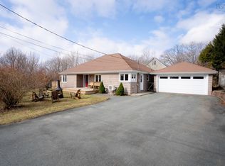 20 View St, Dartmouth, NS B2Y 1V2