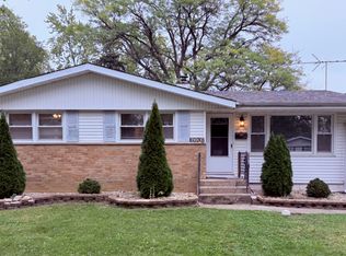 18905 Park Ave, Lansing, IL 60438