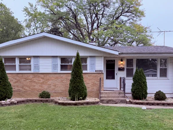 18905 Park Ave, Lansing, IL 60438