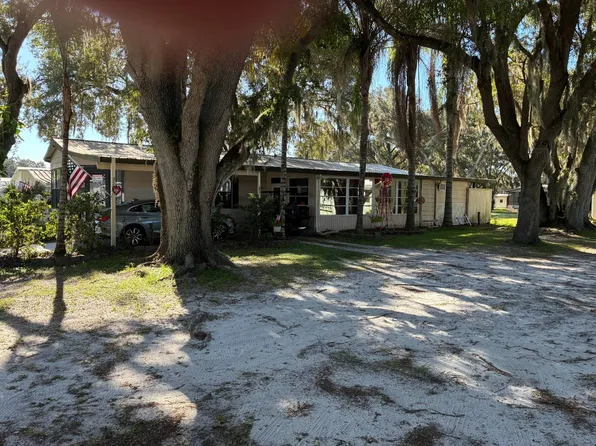 37636 Caribbean Dr, Zephyrhills, FL 33541