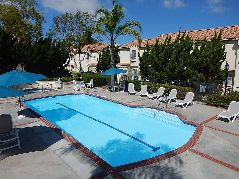 2nd image of 1050 La Tortuga Dr Unit 11