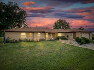 412 N Dallas St, Pilot Point, TX 76258