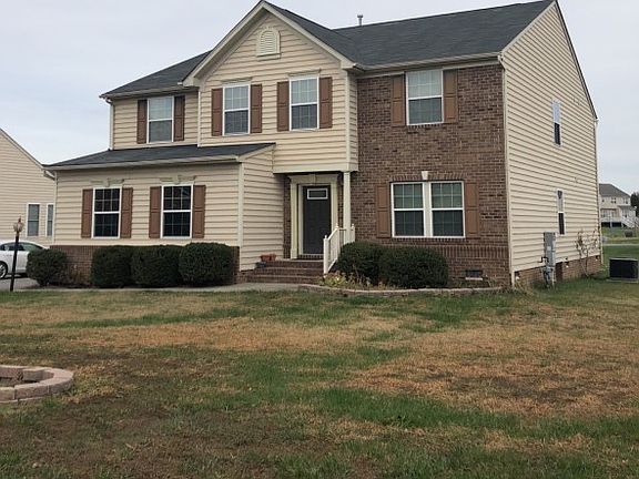 2nd image of 2105 Lindsey Gabriel Dr