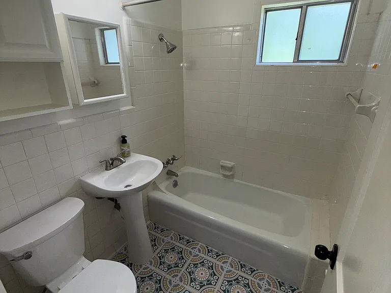 1335 S Pittsburg Ave — Photo 8