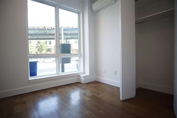 Rented by Lofts and Flats LLC | media 30