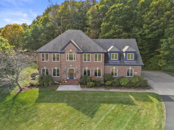 1169 County Highway K, Hartford, WI 53027