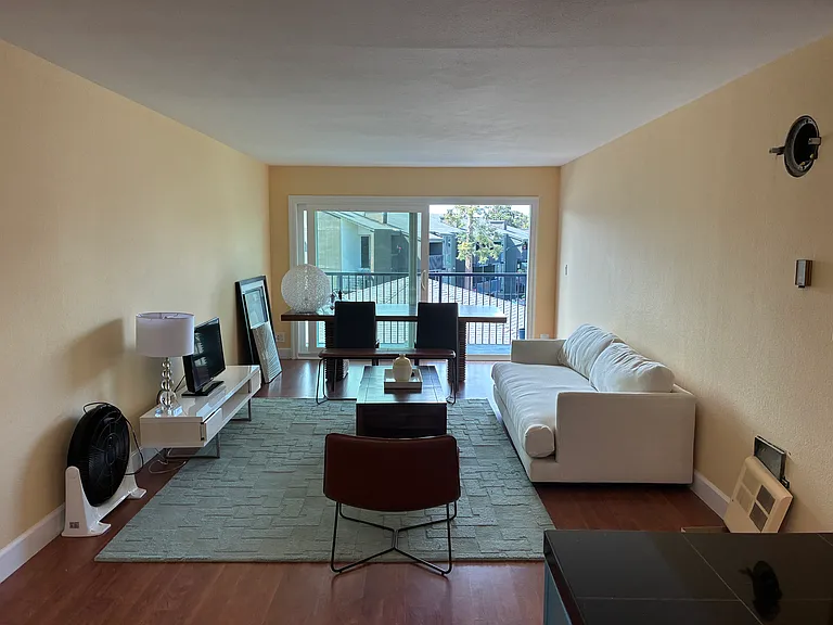 950 Shorepoint Ct #316 — Photo 10