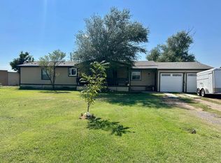 1208 S Mulberry Ln, Plainview, TX 79072