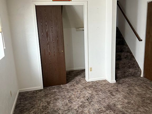3rd image of 2449 Linden St