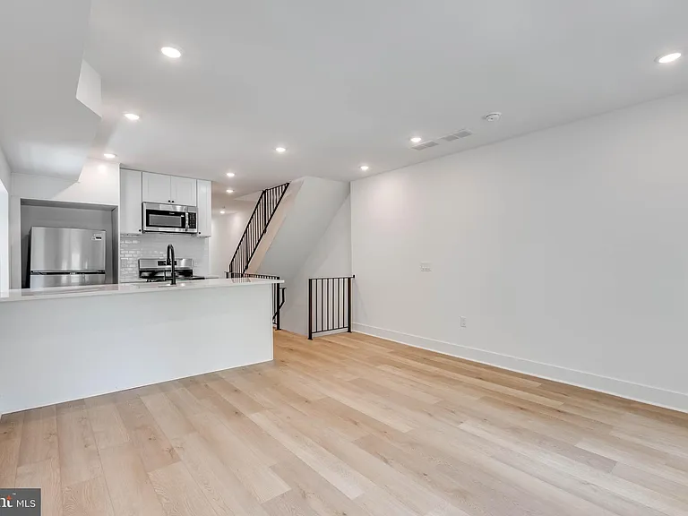 4220 Baltimore Ave #4 — Photo 1