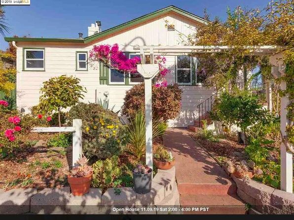 919 Solano Ave