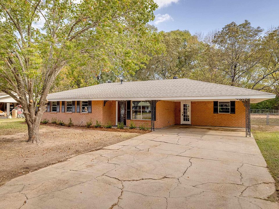1st image of 204 Belmont Cir