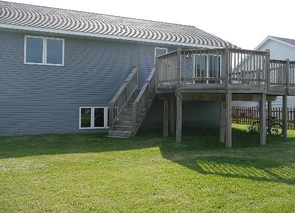 2nd image of 613 Saint Andrews Dr