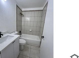 201 NW 30th Ave #B, Pompano Beach, FL 33069