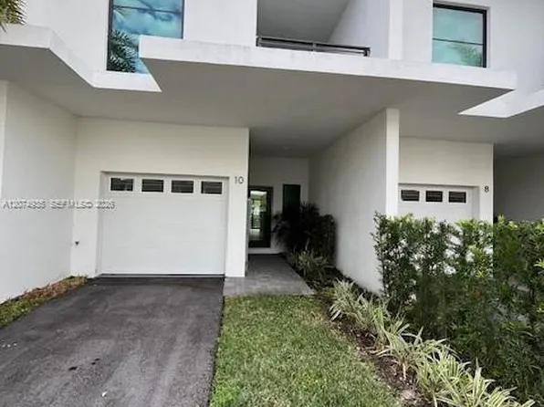 2511 Pierce St #4, Hollywood, FL 33020
