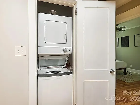 1822 Kensington Dr — Photo 6