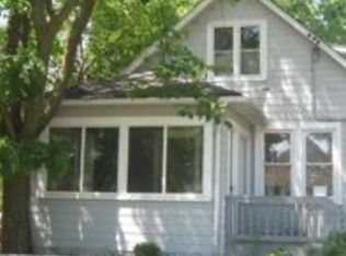 218 Llewellyn Ave, Highwood, IL