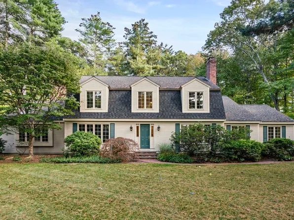 34 Phillips Rd, Sudbury, MA 01776