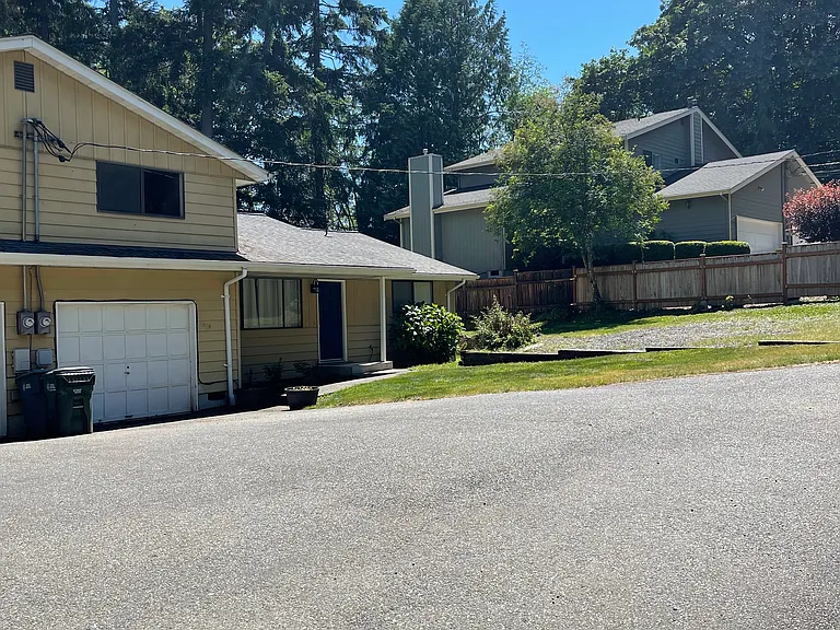 5206 Reid Dr NW #B — Photo 3
