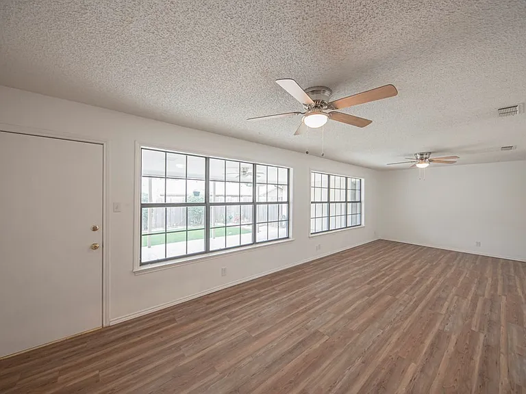 4007 Crestridge Dr — Photo 53