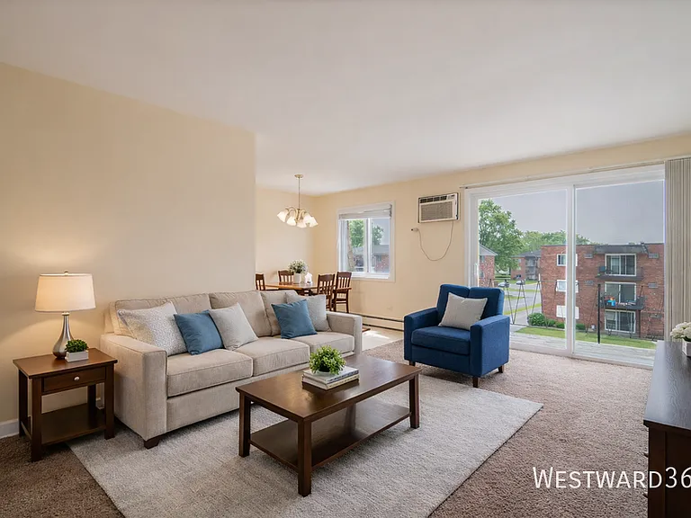 5720 W 128th St #3S — Photo 1