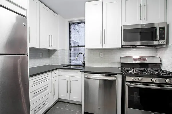 Rented by Level Group | media 84