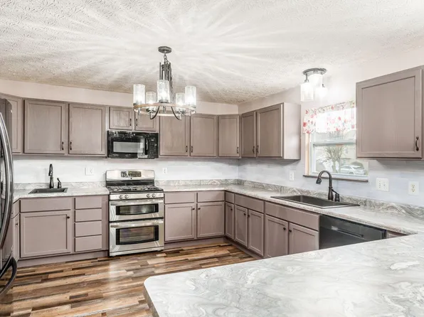 6981 Kramer Mills Dr, Canal Winchester, OH 43110