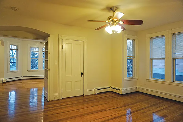 159 Brown St #5 — Photo 8