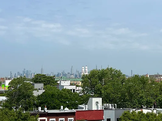 Rented by Rumah Realty Inc | media 17