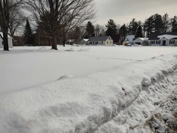 21 Maple Street, Randolph, VT 05060
