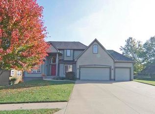 1301 NE Deer Valley Dr, Lees Summit, MO 64086