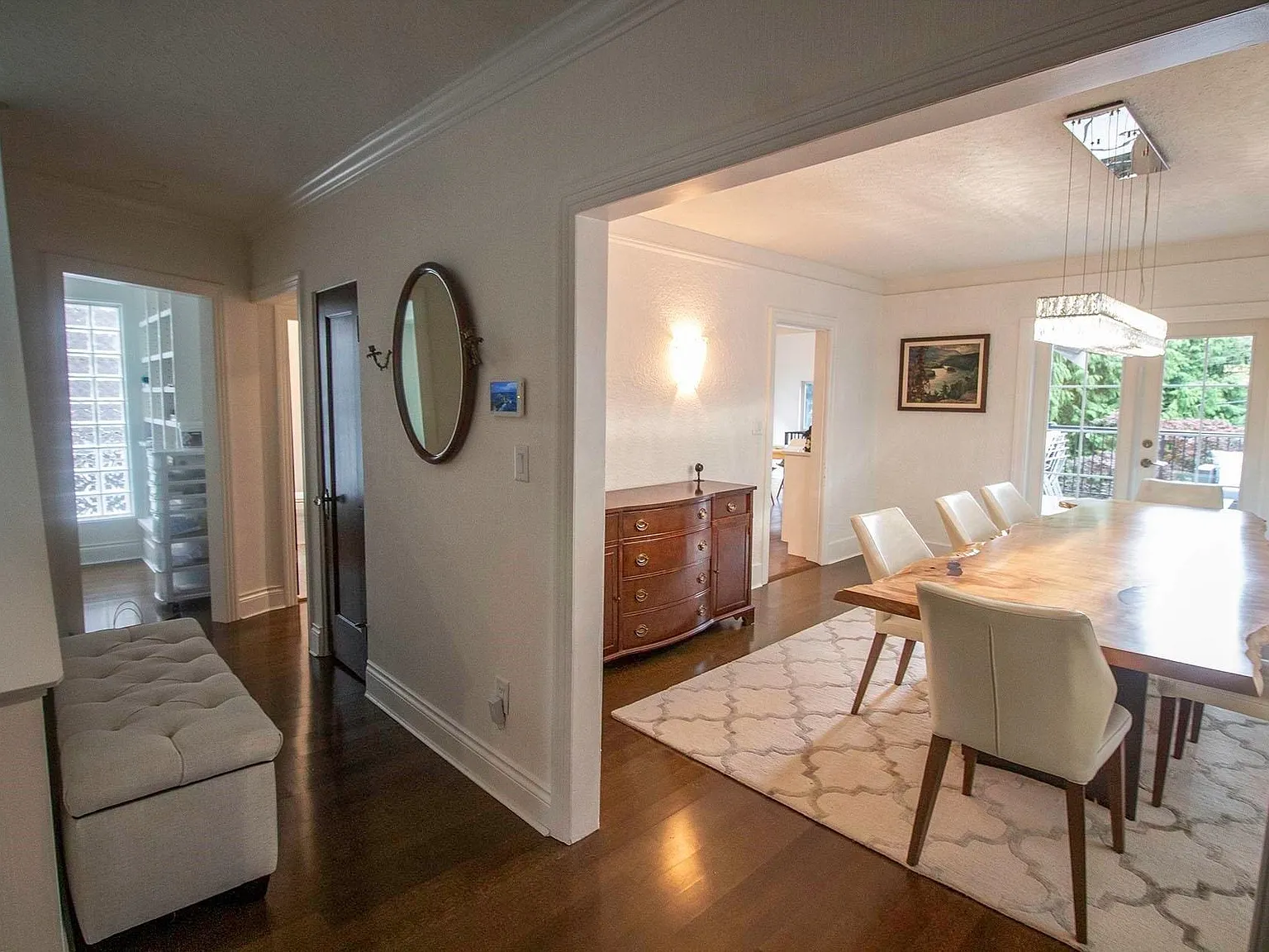 4 bed, 3026 sqft, $6,300 — Photo 2