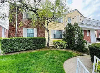68-33 Cloverdale Lane, #6833