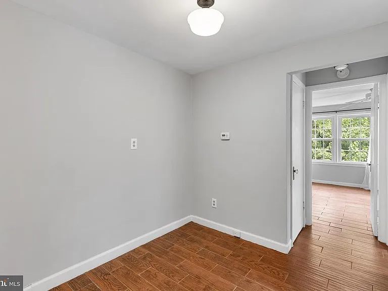 702 S Arlington Mill Dr #304 — Photo 7