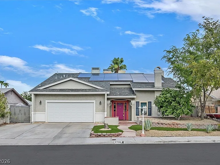 2238 Marlboro Dr — Photo 1