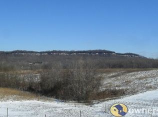 675 Hummingbird Rd, Buncombe, IL 62912