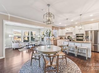 12416 Current Dr, Charlotte, NC 28278