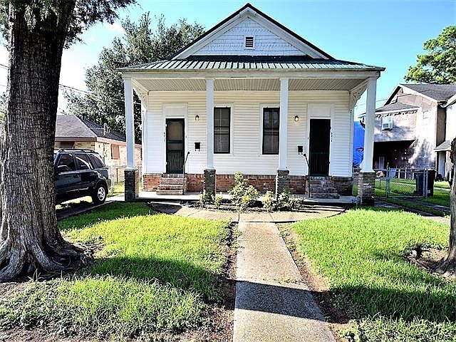 1st image of 3317 Newton St