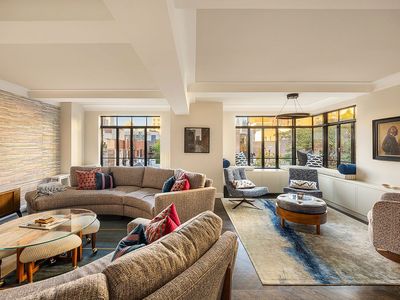 130 W 12th St APT 8A, New York, NY, 10011