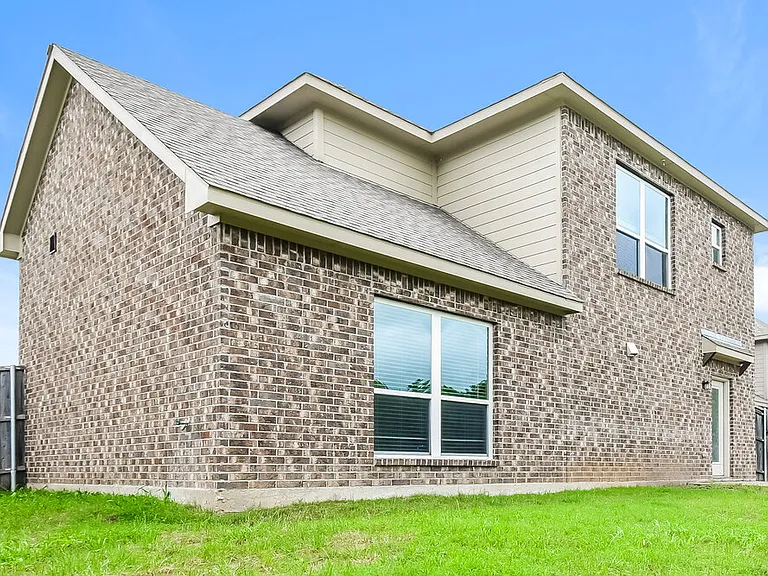 236 Teakwood Dr — Photo 17