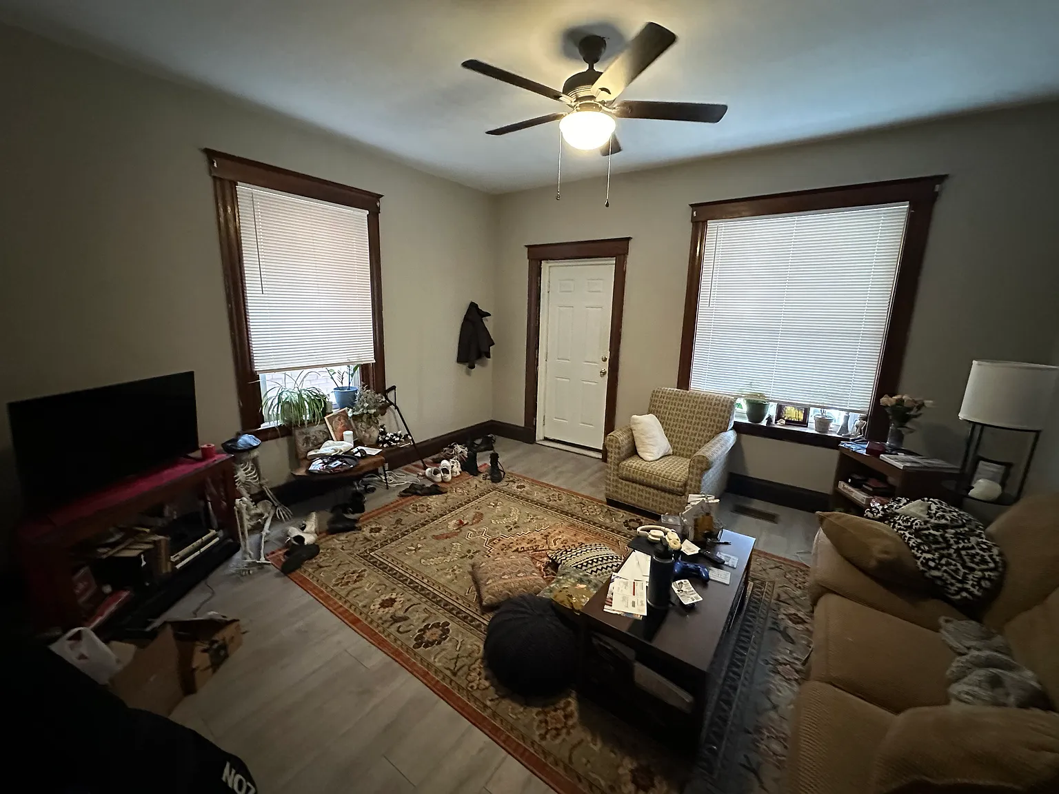 4 bed, 1.5 bath, 2250 sqft, $2,800 — Photo 3