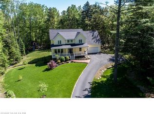 1 Newfield Rd, Freeport, ME 04032