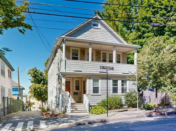 40 Porter St #1, Somerville, MA 02143