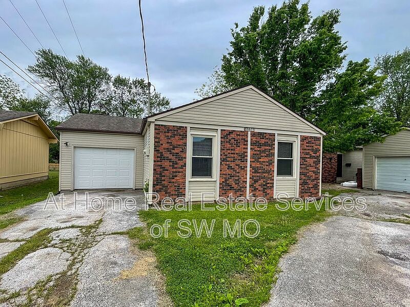 1st image of 3356 E Whiteside St