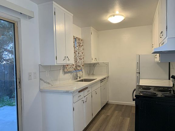 5th image of 316 Alida Way