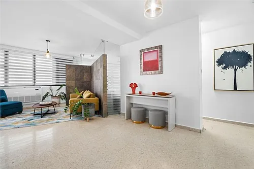 1202 Magdalena Ave #702 Photo 1