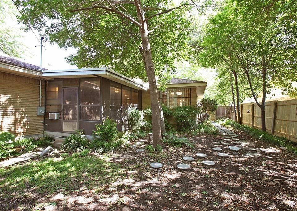 1st image of 1810 Heather Glen Dr