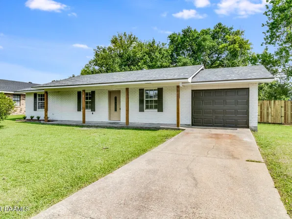 1778 Ernestine Dr, Opelousas, LA 70570