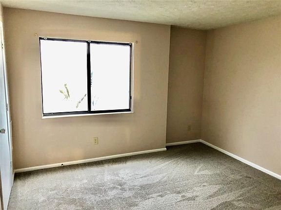 5th image of 4381 Village Parkway Cir W APT 7