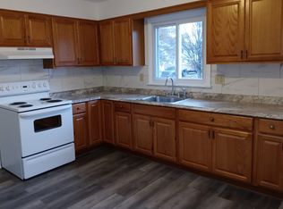 3 Saybrook Dr #A, Latham, NY 12110